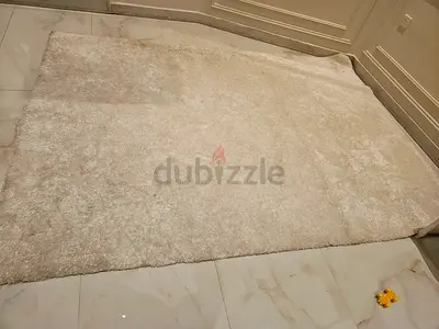 Carpet for sale - aed 80 (fixed price)