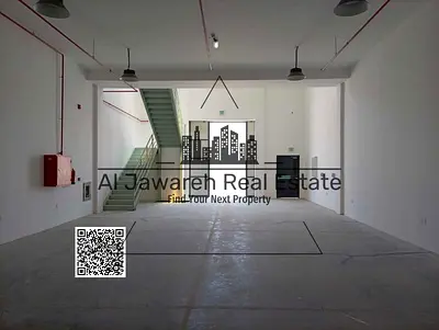 فرصة عظيمة ولمدة محدودة لرجال الاعمال والمستثمرين مستودع للإيجار مساحة 3035 قدم وكهرباء 100 كيلو وات  في الجرف الصناعية 2