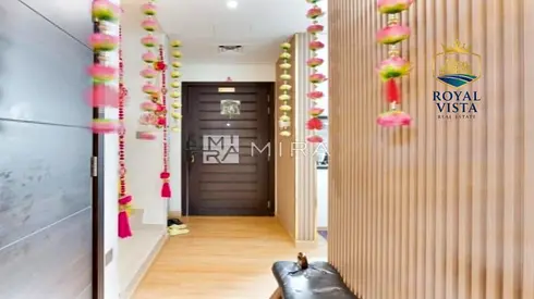 3 beroom with L shape garden updated close kitchen living area extended luxury funrished