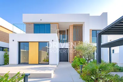 Best 4BR Landscaped Villa Single Row | The Dunes