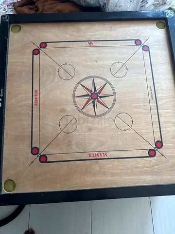 Wooden Carrom Board (used, standard size)