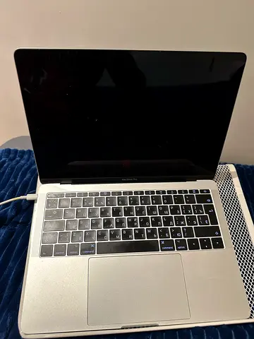 Apple MacBook Pro 13-inch (Silver) - Good Condition