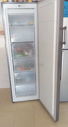 Hoover 6 draw free-standing freezer