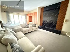 Specious Renovated Studio For Sale-700K Only!