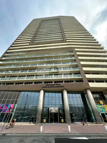 Fully Furnished | Vacant Ready to Move | Longitudinal balcony accessible from every room