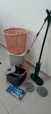 Spin Mop with Bucket, Extra Pads and Waste Bin - Good Condition