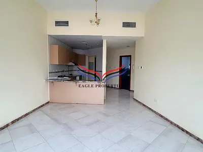 Free Parking | Spacious | Shared Pool