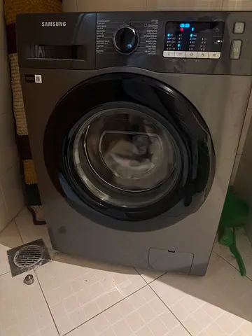 Samsung Front Load Washing Machine 7kg  - Good Condition