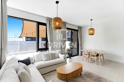Spacious and Flexible Cheques with Maids Room
