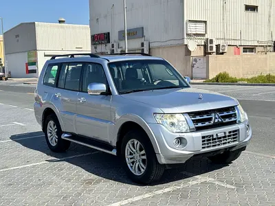 3.8 Mitsubishi Pajero 2013 - GCC- Full Oftion No accident Single owner