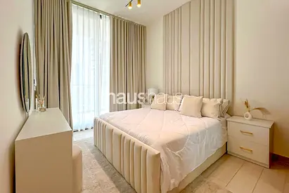 Available Now | Fully furnished | 12cheques