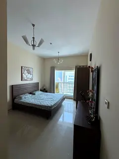 Master bedroom with attached bathroom on rent in Al tawun available from 01st Jun