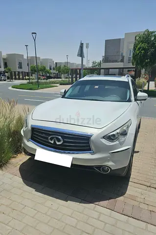 Infiniti FX37 2013 V6