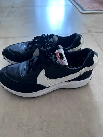 Nike waffle sneakers