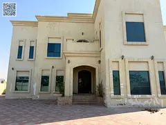 Luxury Villa / Master Bedroom / Prime Location