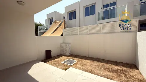 4 BEDROOM - BACK TO BACK - READY TO MOVE