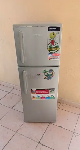 Geepas small refrigerator