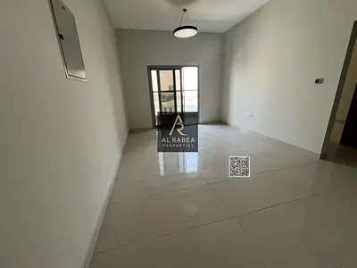 Ready to move in - Families only - Free parking - Open view
