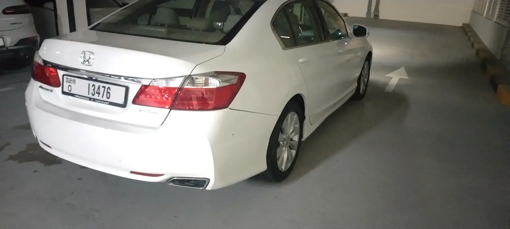 Honda Accord 2015 — photo 1 of 11