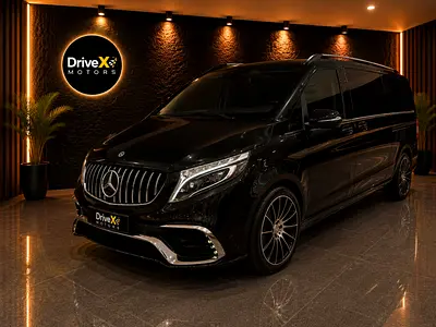 Mercedes-Benz V-Class V 250 2023 - GCC Specs - Low Mileage