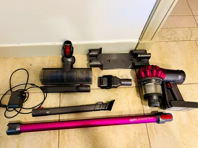 Dyson V7 Cordless Vacuum Cleaner - Parts