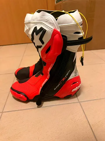 Alpinestars Racing Motorcycle Boots - Size EU 42 , Excellent Condition
