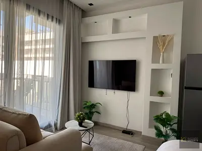 READY TO MOVE | ELEGANT AND SPACIOUS | FURNISHED