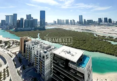 إطلالة بانورامية | واسعة | جاهزة للسكن
