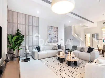 Furnished | Renovated | 5-Bed | Vacant on Transfer