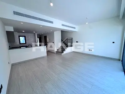 L SHAPE GARDEN | CORNER UNIT | WITH MAID'S ROOM