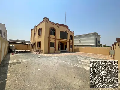 فيلا من 6 غرف نوم متاحة للإيجار في رقيب عجمان