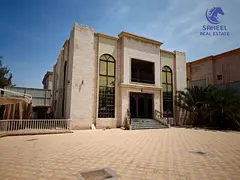Al Hudaibah 6 BR Villa with swimming pool