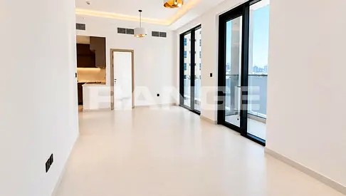 VACANT SOON | PRIME BUILDING | SPACIOUS