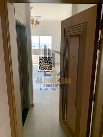 🏢 للإيجار السنوي في الجرف الصناعية 3