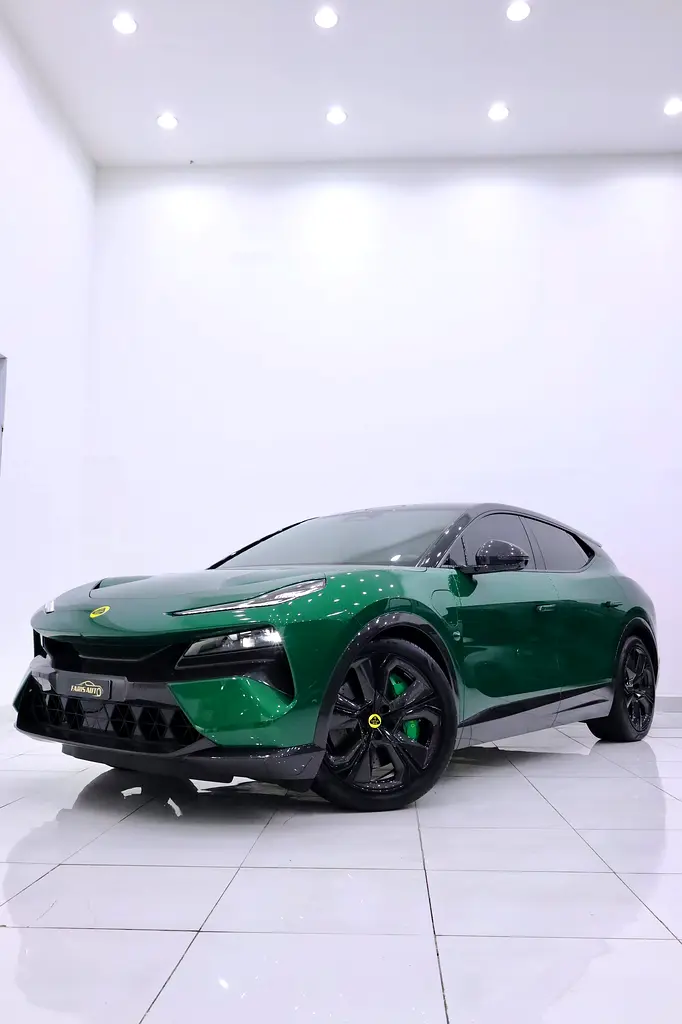 Lotus Eletre 2023 — photo 1 of 9