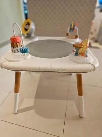 Gently used baby activity table / walker (exersaucer) - neutral design