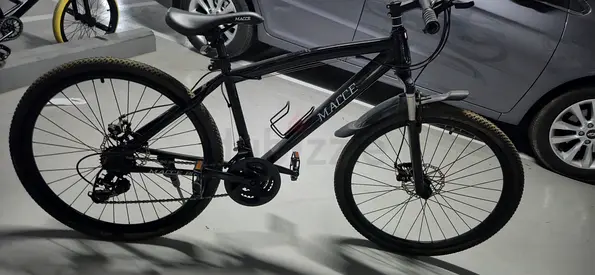 Very Less Used Black Mountain Bike - 26 Wheels, 21 Speed!! Negotiable!!