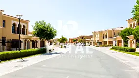 Corner- Single Row| Spacious 3+M| Private Garden