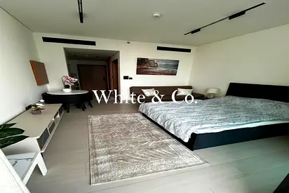 Modern | Vacant | Fully furnished