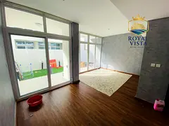 WELL MAINTAINED - BACK TO BACK - READY TO MOVE
