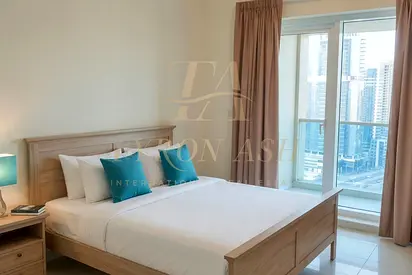 CANAL VIEWS / HIGH FLOOR / SPACIOUS