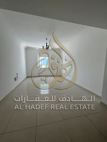 استوديو للإيجار في الخان قريب من الكورنيش بمساحات كبيرة وموقع مميز وتسهيلات دفع حتى 4 دفعات