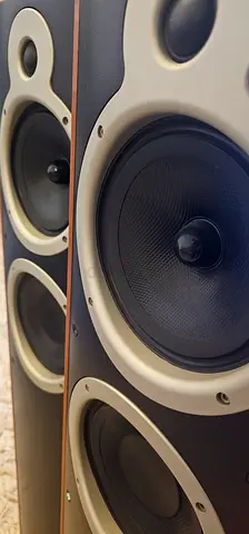 Wharfedale Crystal 2-40 Floorstanding Speakers - Excellent Condition