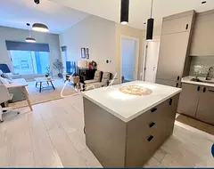 Fully furnished | upgraded 1BR | Huge Terrace