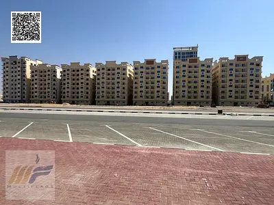🔥 شقة غرفتين وصالة للإيجار في قرية الأميرة – مساحة واسعة وموقع مميز