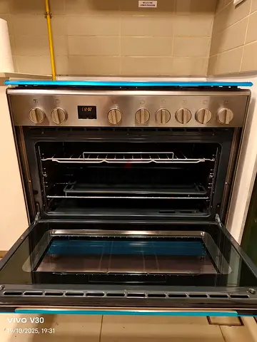 Bosch latest model 5 Burner full gass with timer full heavy duety stove 90x60 hy tete