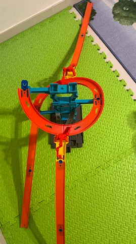Hot Wheels track