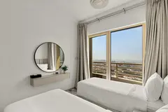 1 Bedspace available in Standard Room | For men | Near DMCC Metro and Marina Mall