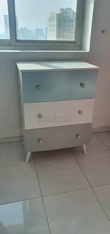 dresser in sharjah