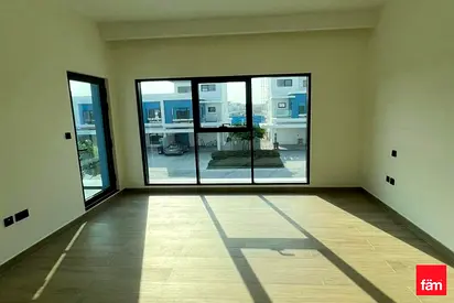 Middle Corner Unit | Mortgage Ready | Well Priced